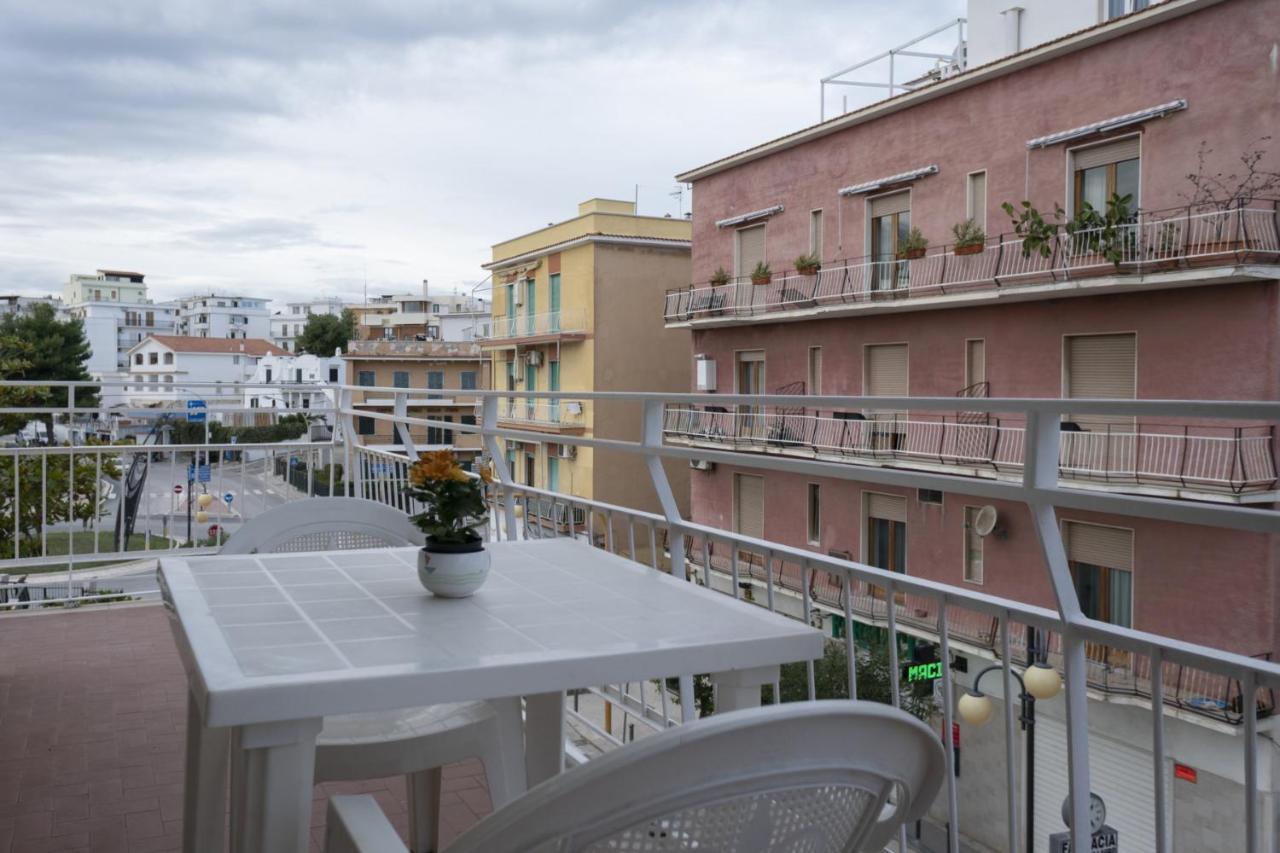 Apartamento Dimora Del Corso Vieste Exterior foto